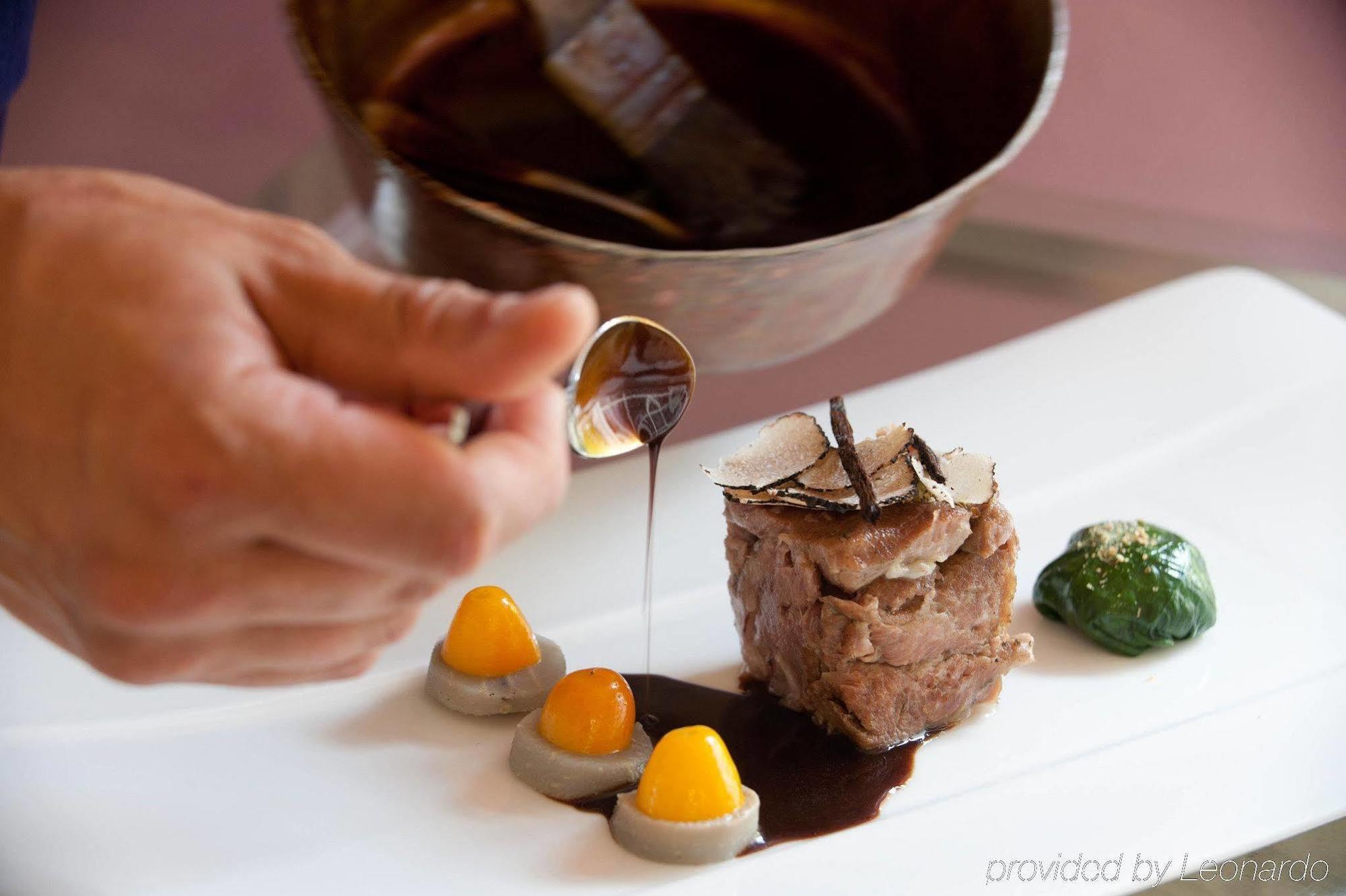 Hotel Spa Frederic Carrion Et Sa Table Gastronomique Viré Eksteriør billede