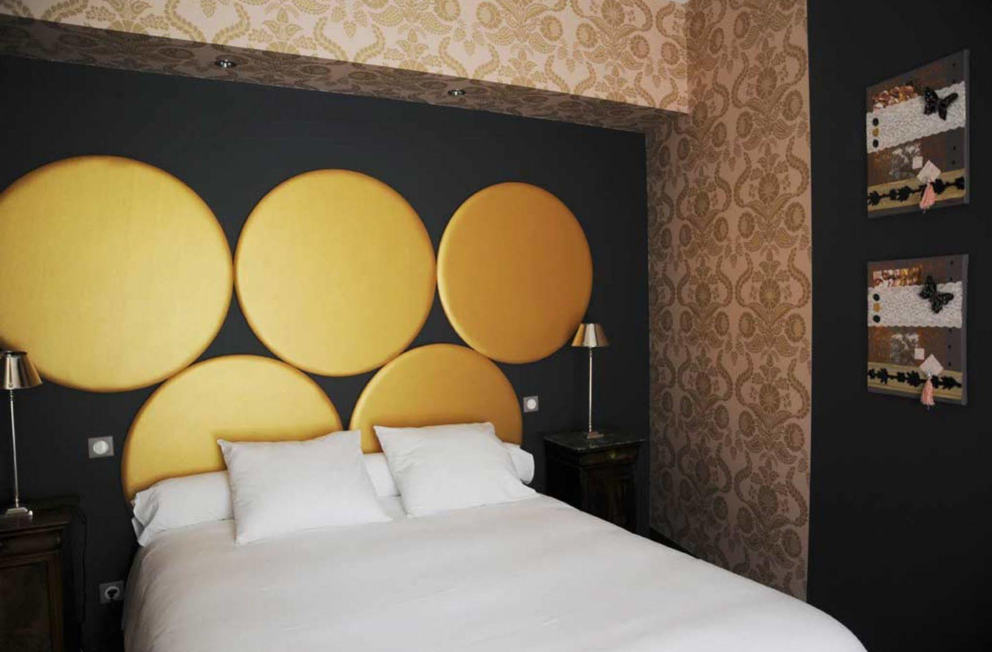 Hotel Spa Frederic Carrion Et Sa Table Gastronomique Viré Eksteriør billede