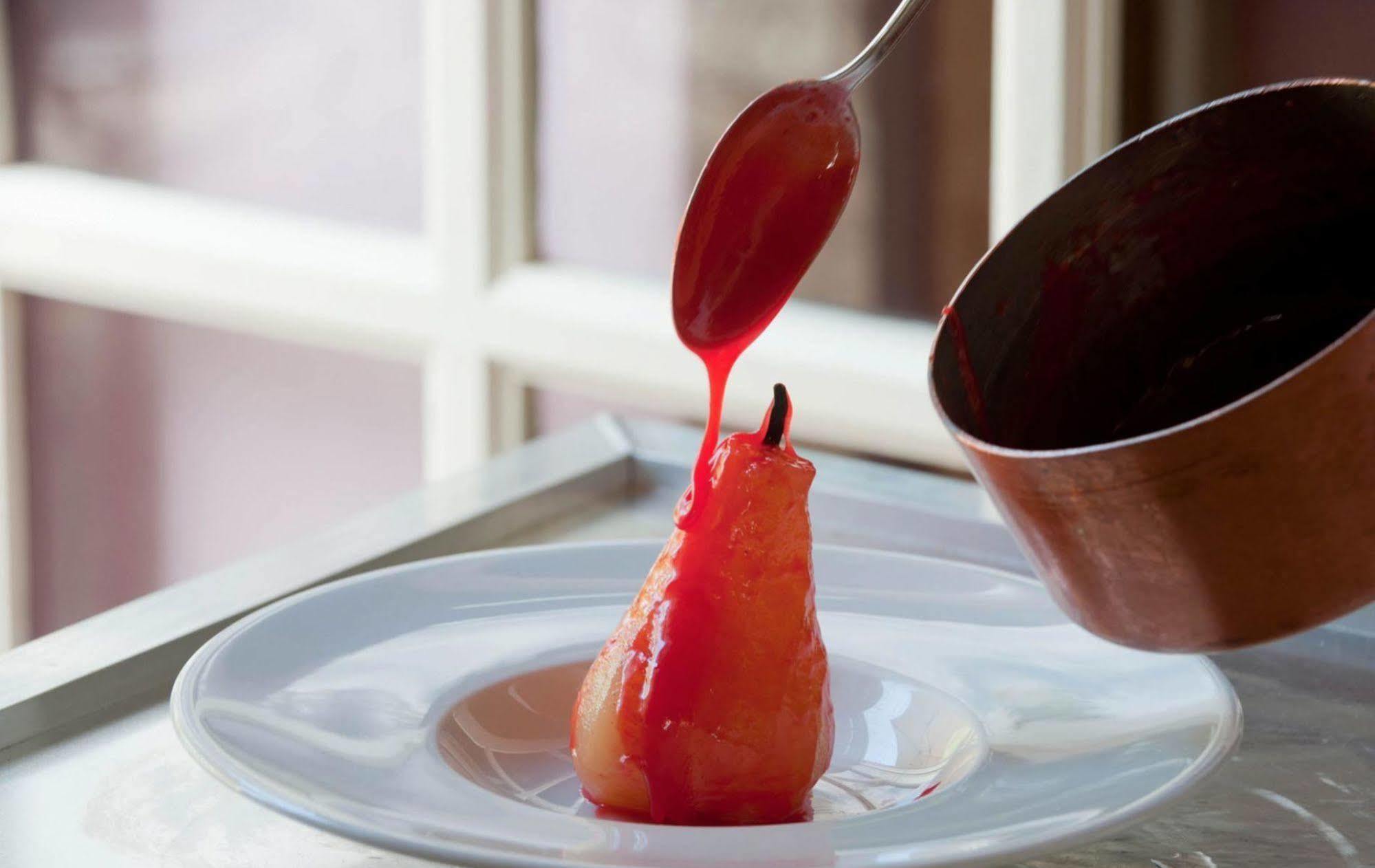 Hotel Spa Frederic Carrion Et Sa Table Gastronomique Viré Eksteriør billede